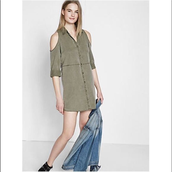 HOST Pick!!! NWT Express Cold Shoulder Dress - Picture 1 of 3